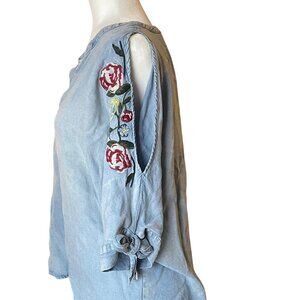 Velvet Heart Embroidered Blouse Floral Chambray Tie Sleeve Peasant Boho